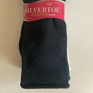 COPY - NWT Silver Toe Women’s 3 pair socks